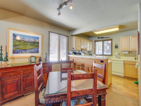 Yosemite Area Home 984806