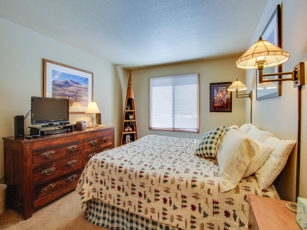 Yosemite Area Home 984806