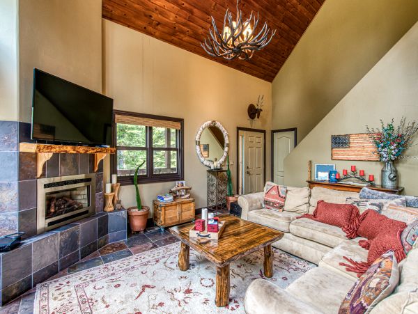 Yosemite Area Home 984807