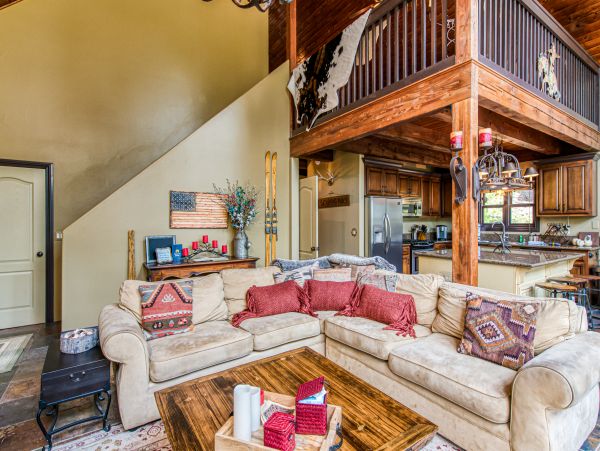 Yosemite Area Home 984807