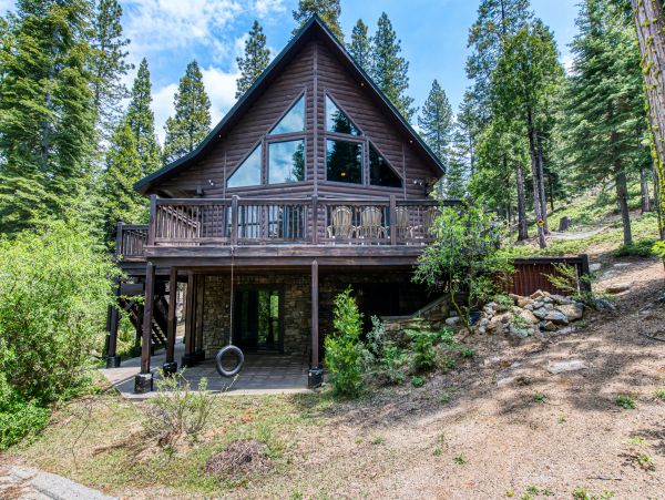 Yosemite Area Home 984807