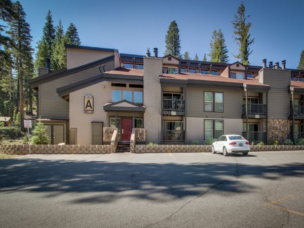 Yosemite Area Home 984808