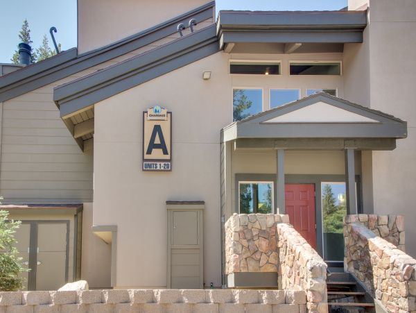 Yosemite Area Home 984808
