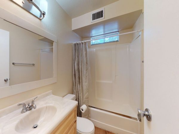 Yosemite Area Home 984809