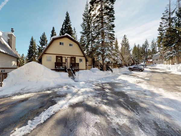 Yosemite Area Home 984809