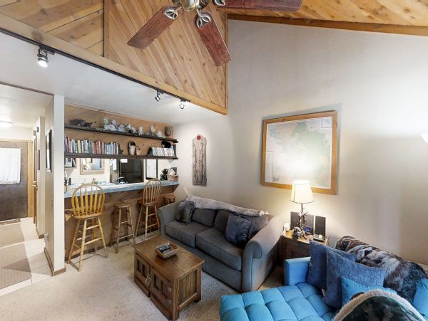 Yosemite Area Home 984811