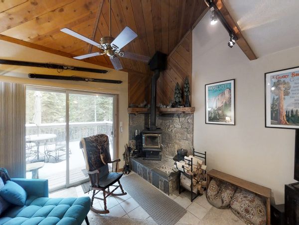 Yosemite Area Home 984811
