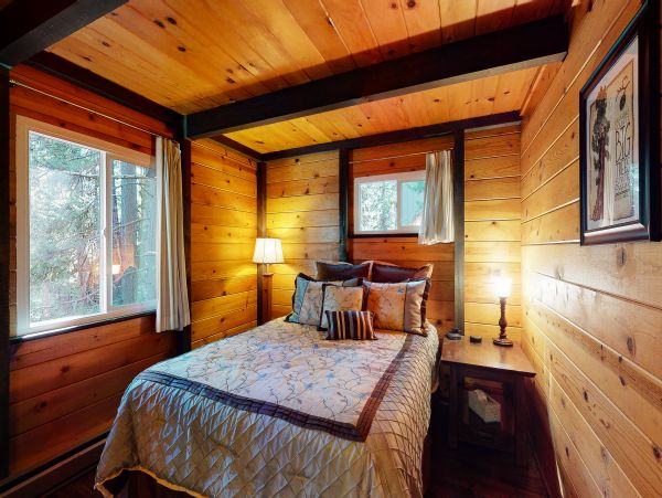 Yosemite Area Home 984812
