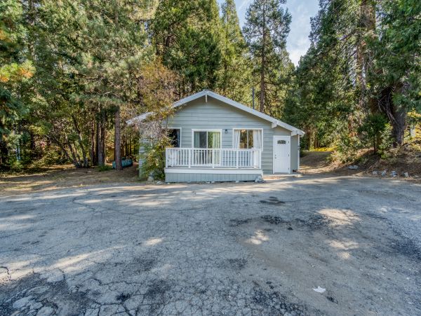 Yosemite Area Home 984813
