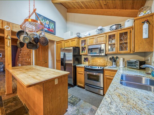 Yosemite Area Home 984814
