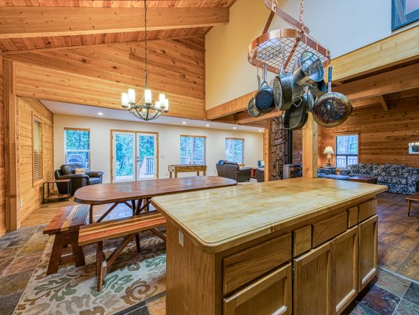 Yosemite Area Home 984814