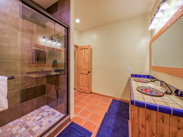 Yosemite Area Home 984814