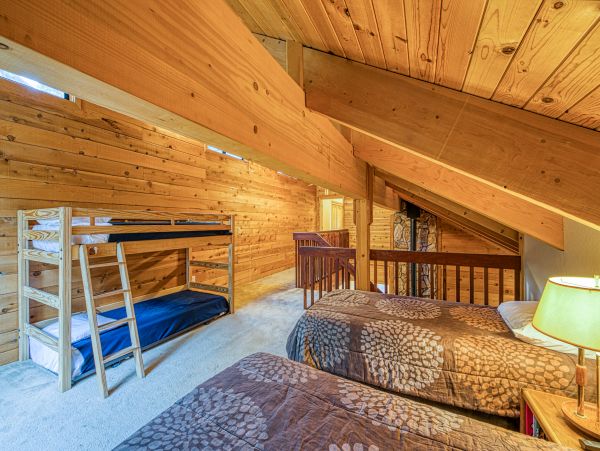 Yosemite Area Home 984814