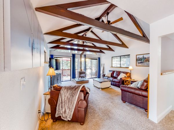 Yosemite Area Home 984815