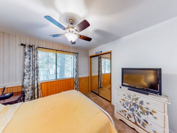 Yosemite Area Home 984815