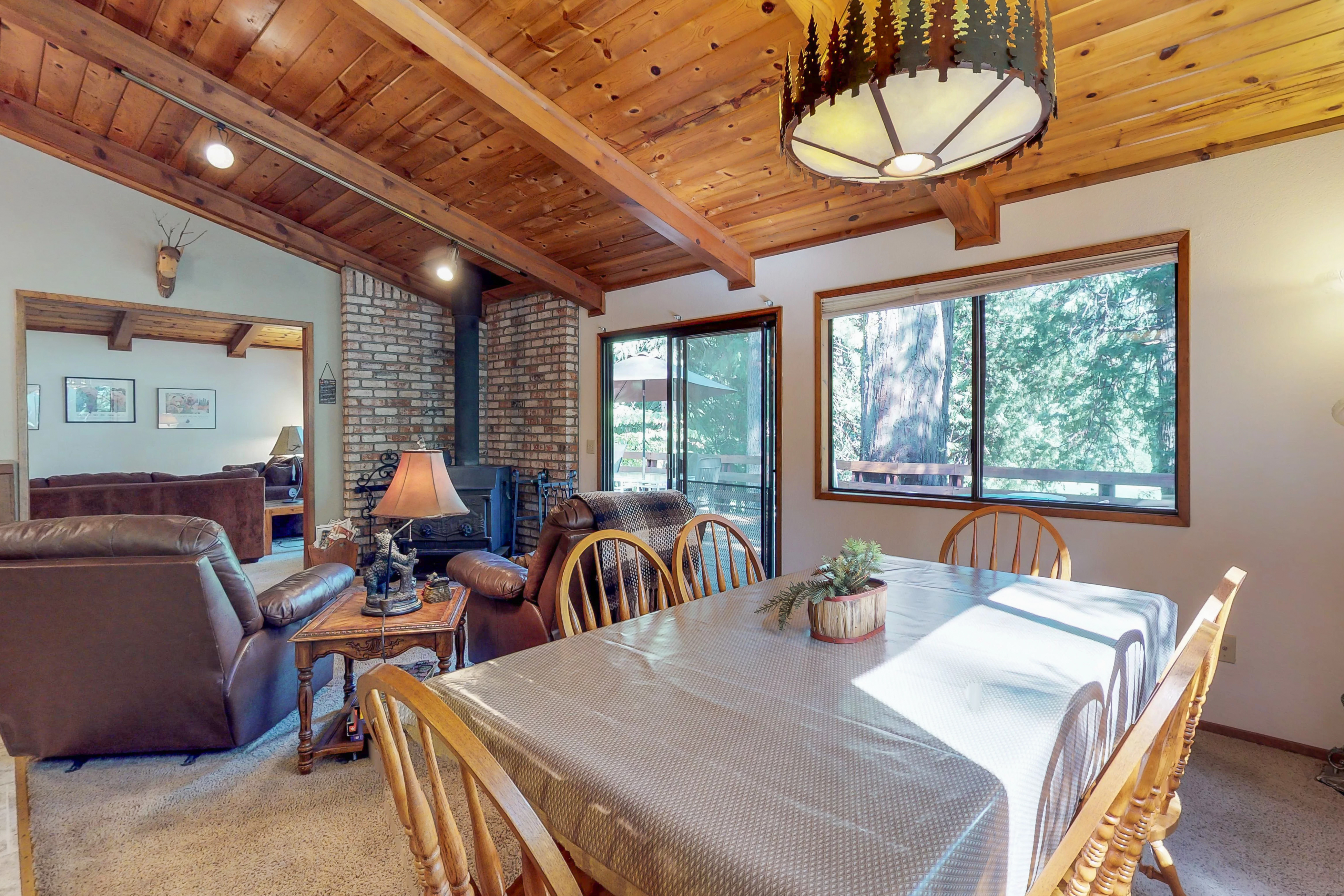 Yosemite Area Home 984816
