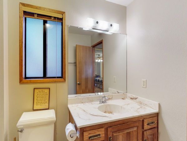 Yosemite Area Home 984816
