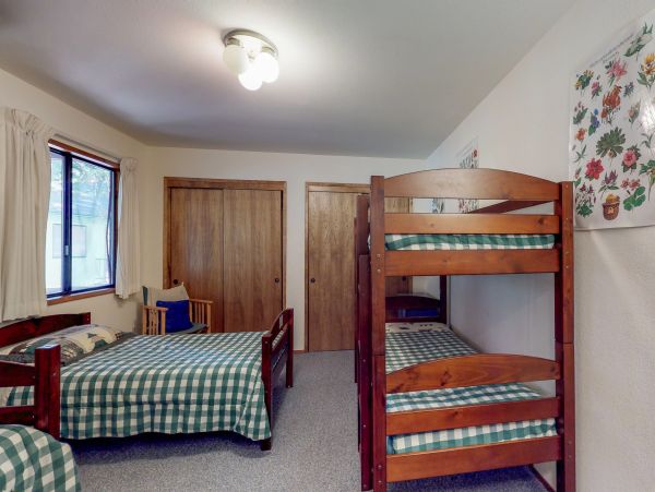 Yosemite Area Home 984816