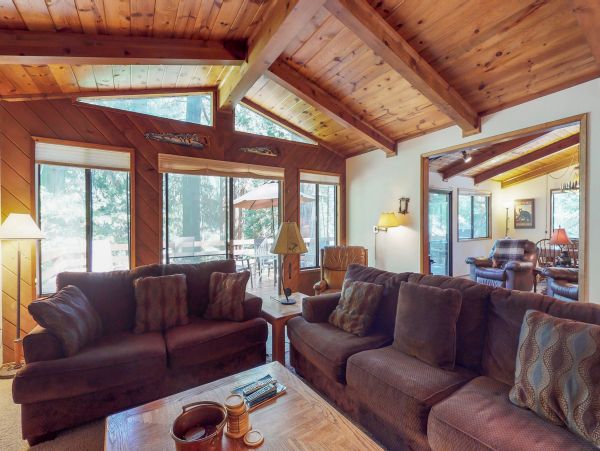 Yosemite Area Home 984816