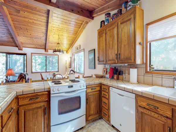 Yosemite Area Home 984816