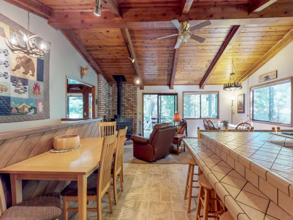 Yosemite Area Home 984816