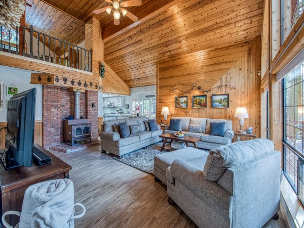 Yosemite Area Home 984817