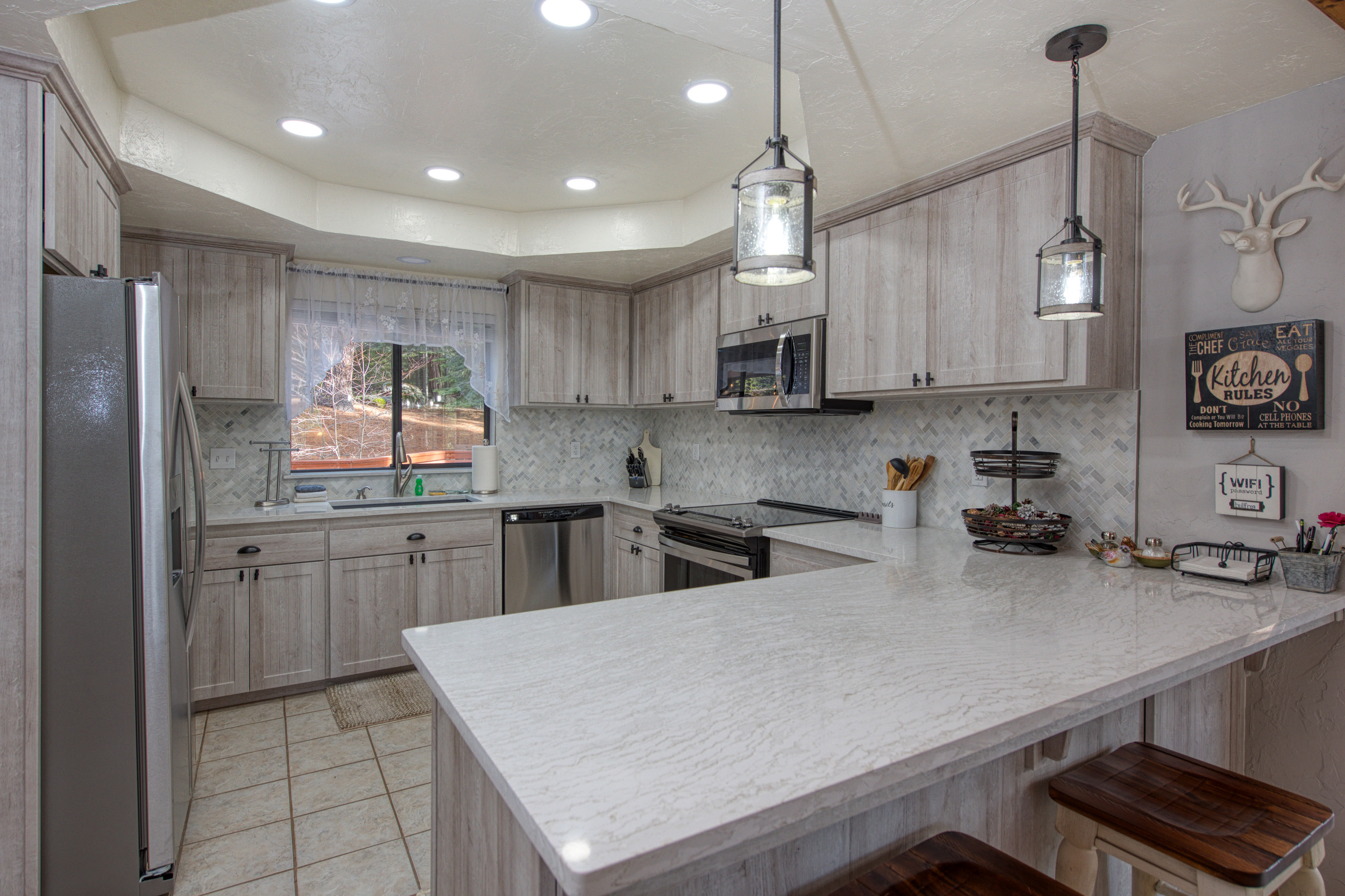 Yosemite Area Home 984817