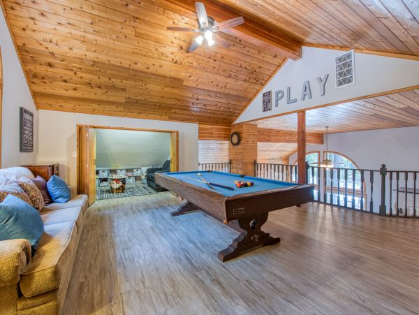 Yosemite Area Home 984817