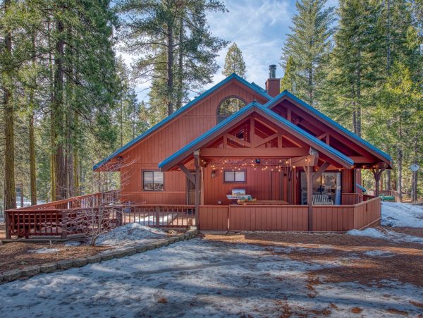 Yosemite Area Home 984817