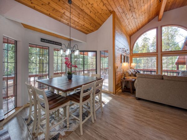 Yosemite Area Home 984817