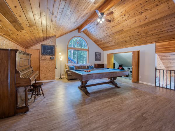 Yosemite Area Home 984817