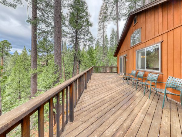 Yosemite Area Home 984819