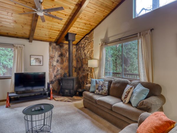 Yosemite Area Home 984819