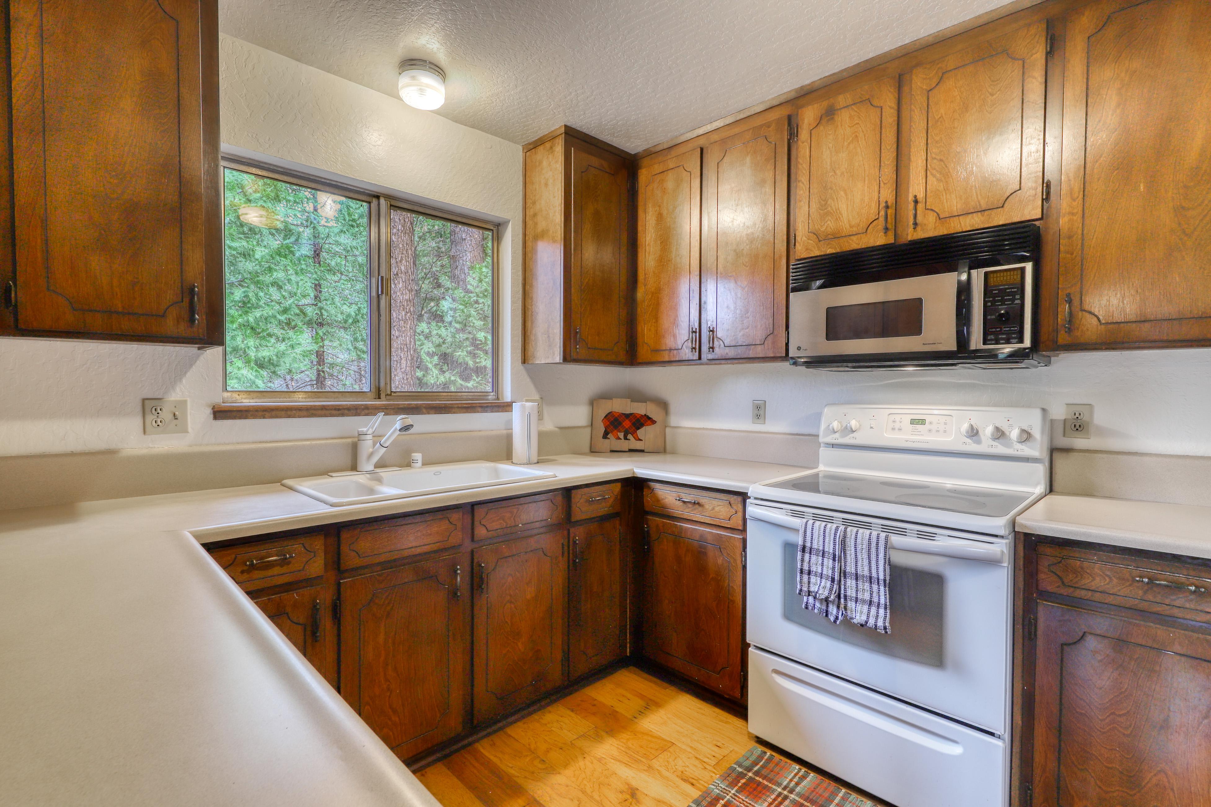 Yosemite Area Home 984819