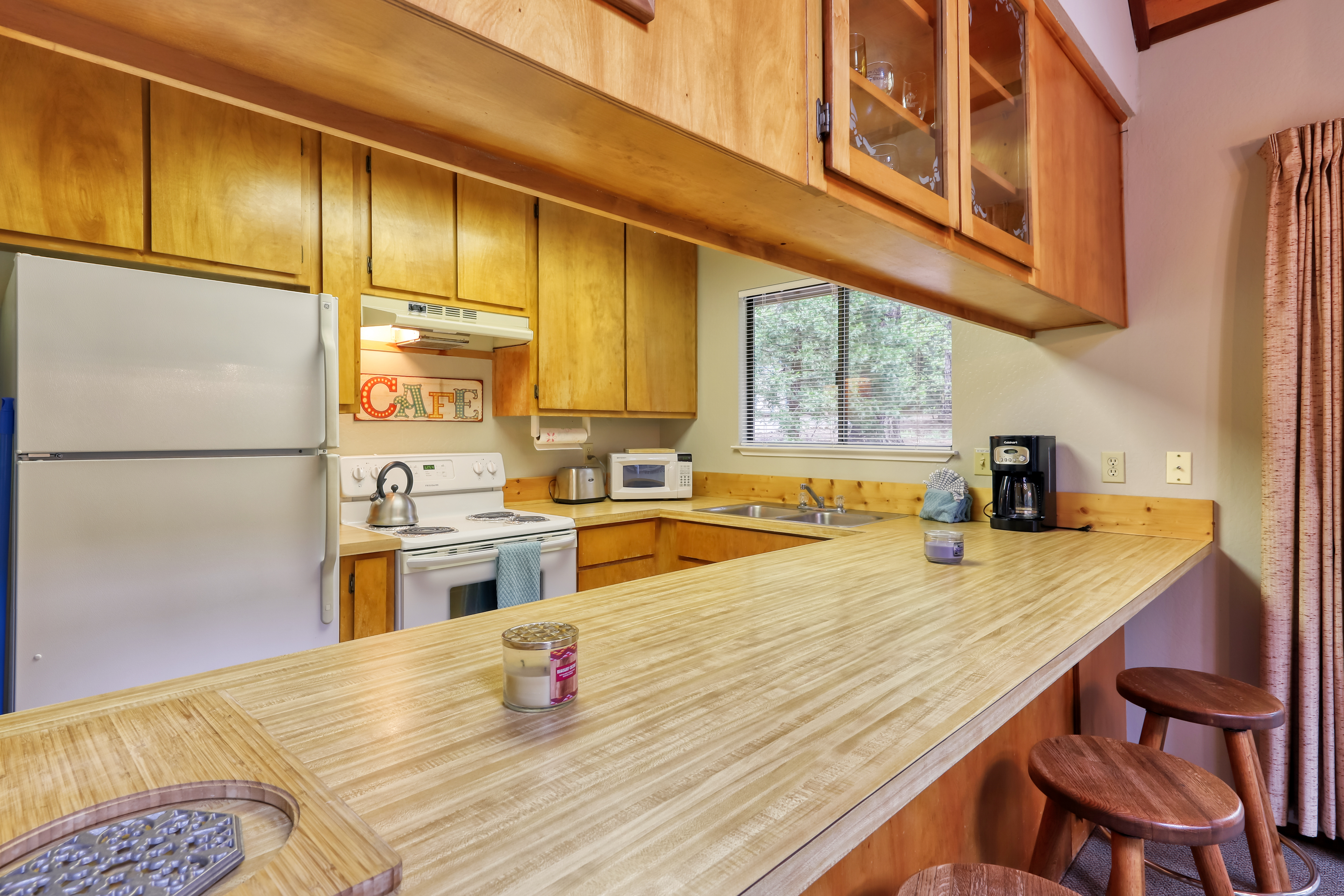 Yosemite Area Home 984821