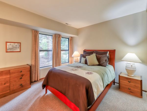 Yosemite Area Home 984821