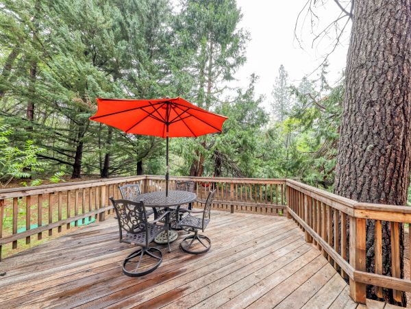 Yosemite Area Home 984821