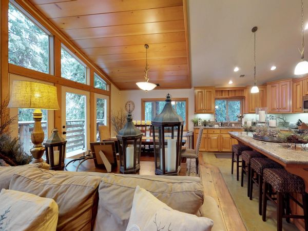 Yosemite Area Home 984822