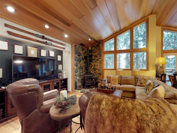 Yosemite Area Home 984822