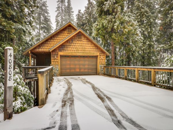 Yosemite Area Home 984822
