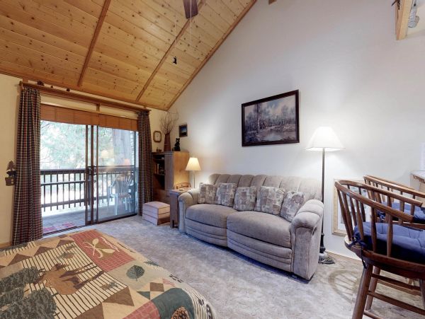 Yosemite Area Home 984823