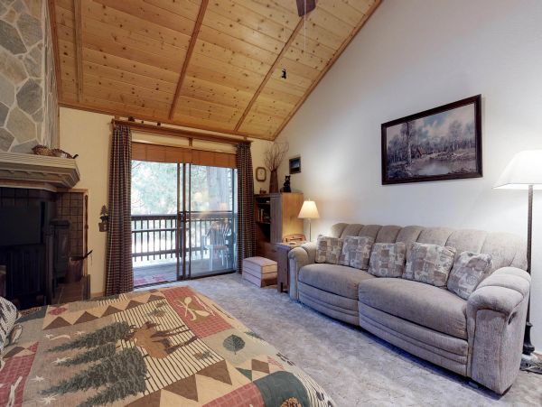 Yosemite Area Home 984823