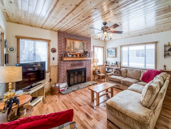 Yosemite Area Home 984825
