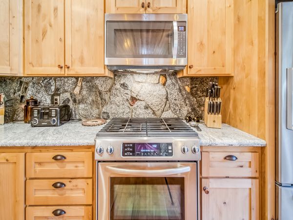 Yosemite Area Home 984825
