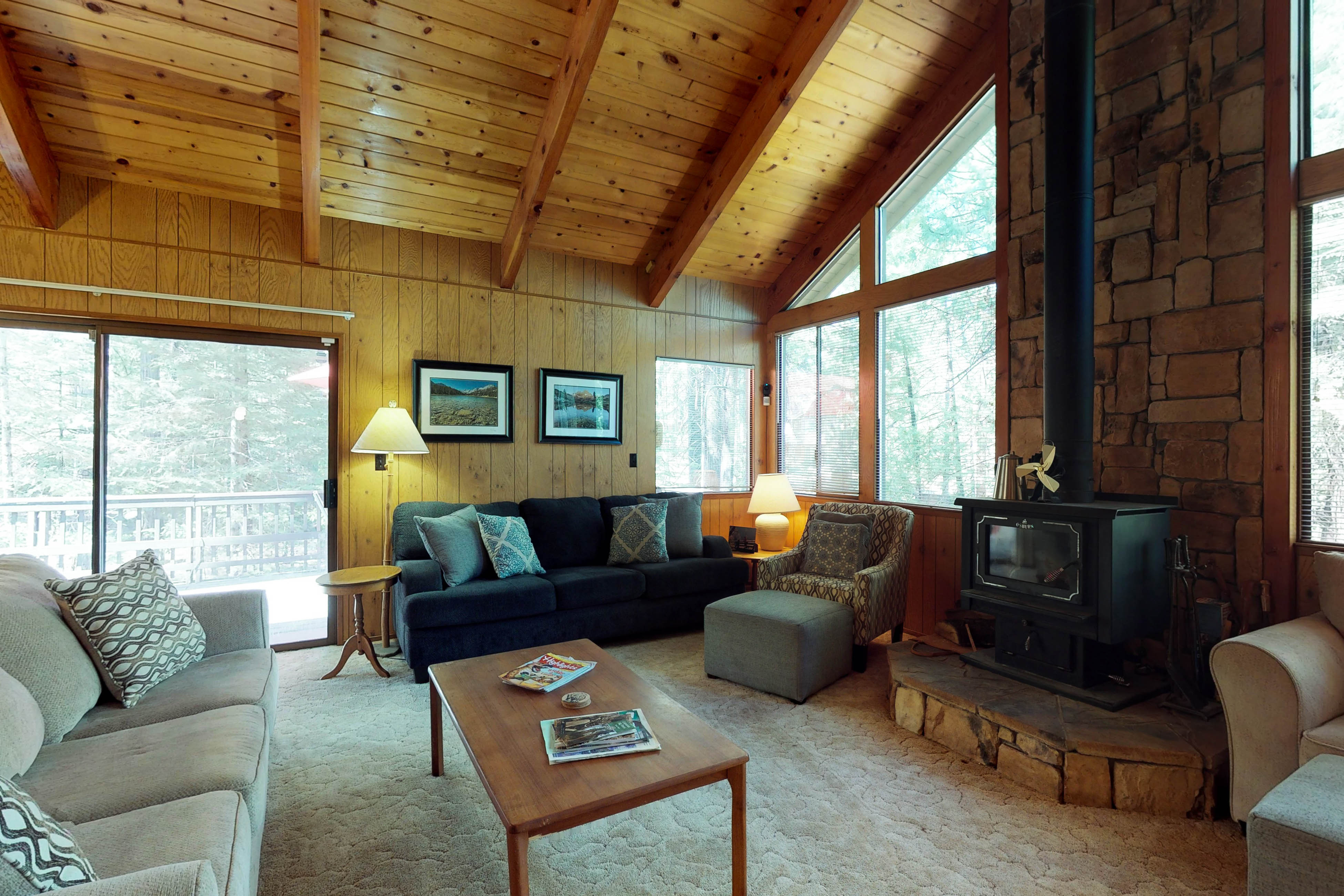 Yosemite Area Home 984826