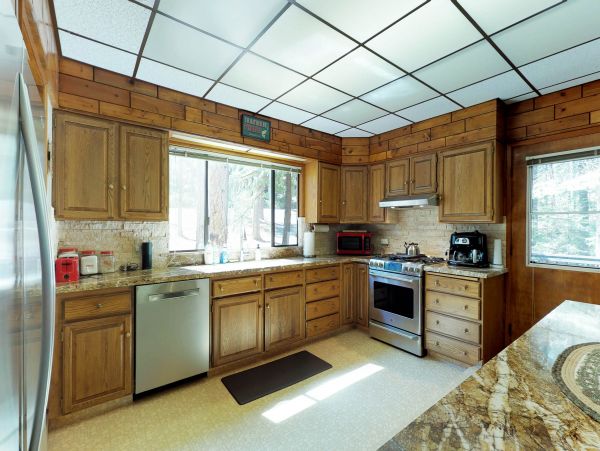 Yosemite Area Home 984826