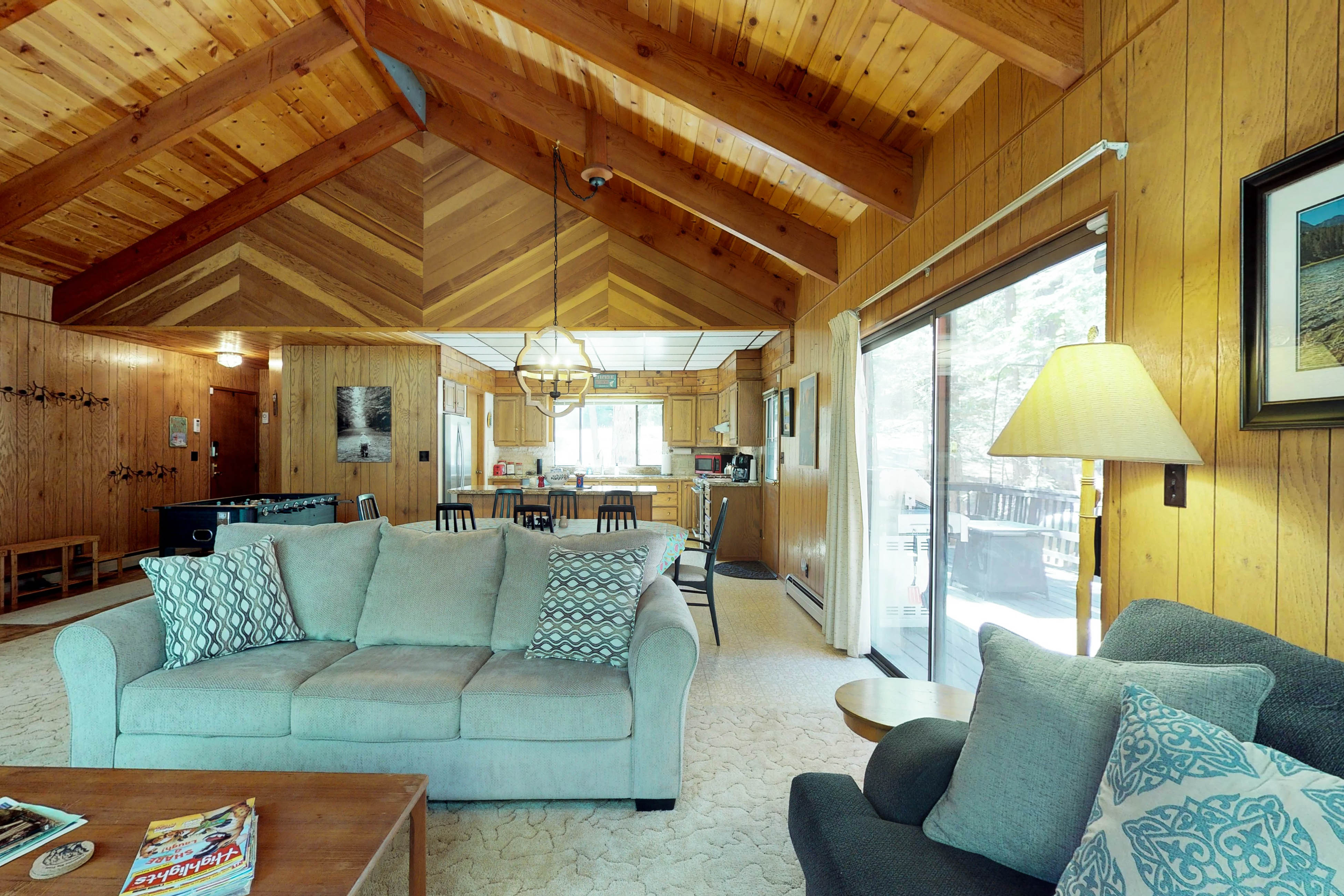 Yosemite Area Home 984826