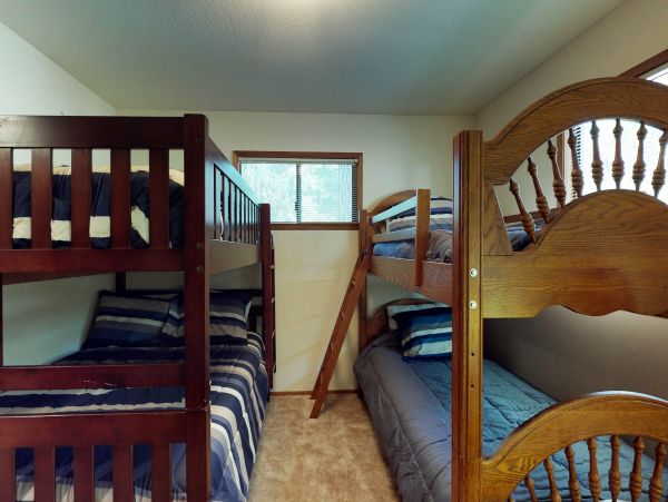 Yosemite Area Home 984826