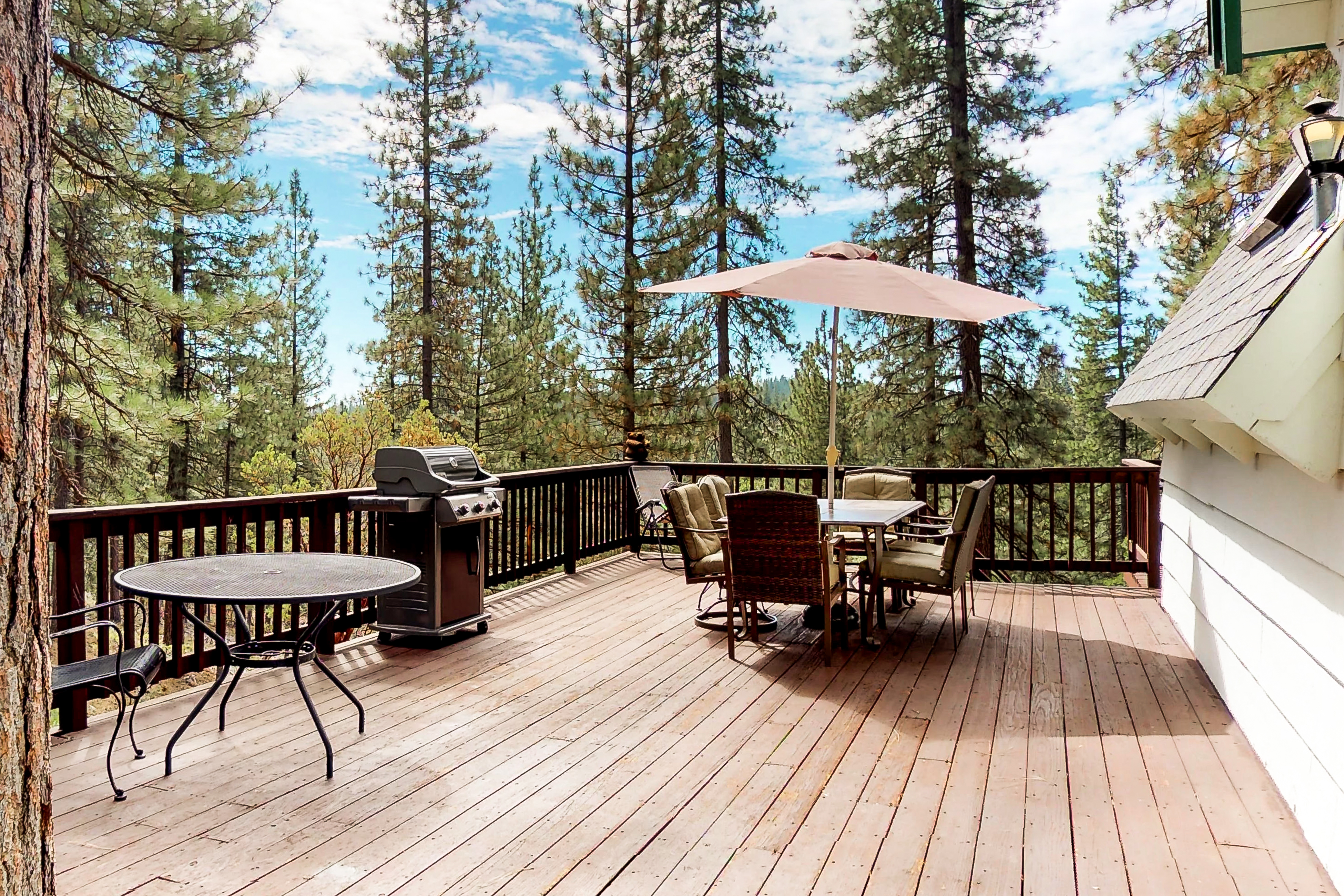 Yosemite Area Home 984827