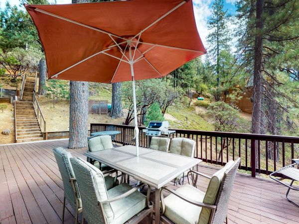 Yosemite Area Home 984827